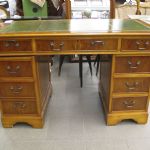 656 1539 WRITING DESK